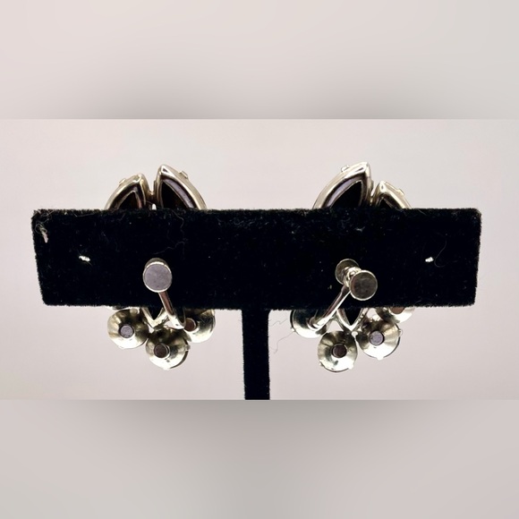 Vintage Fruit Salad Multi Colored Prong Set Faceted Crystal Screw Back Earrings - Picture 8 of 9